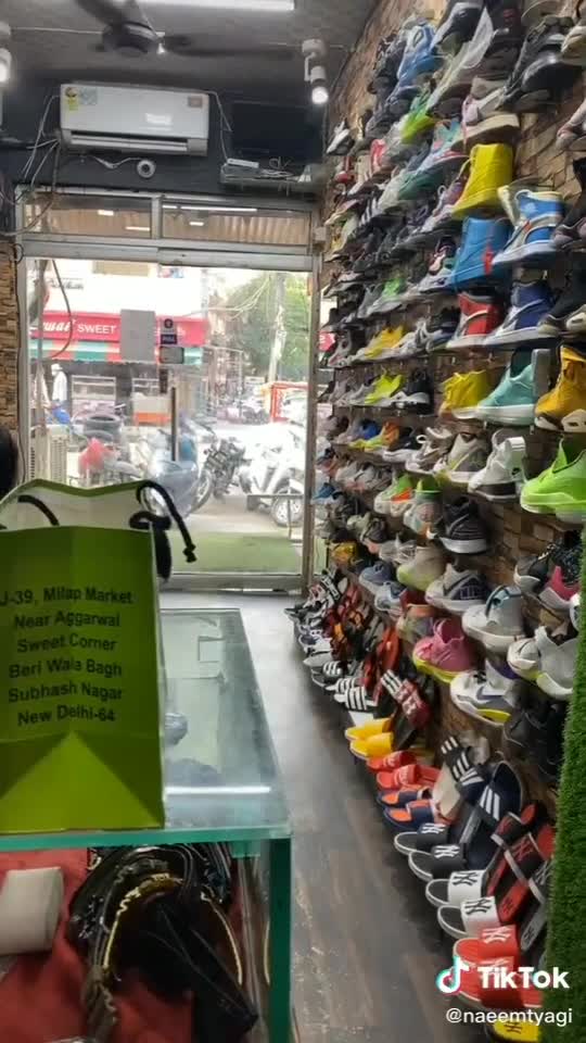 tilak nagar nike factory outlet
