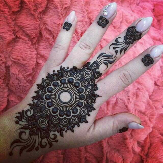 Beautiful henna | Post on Roposo.com