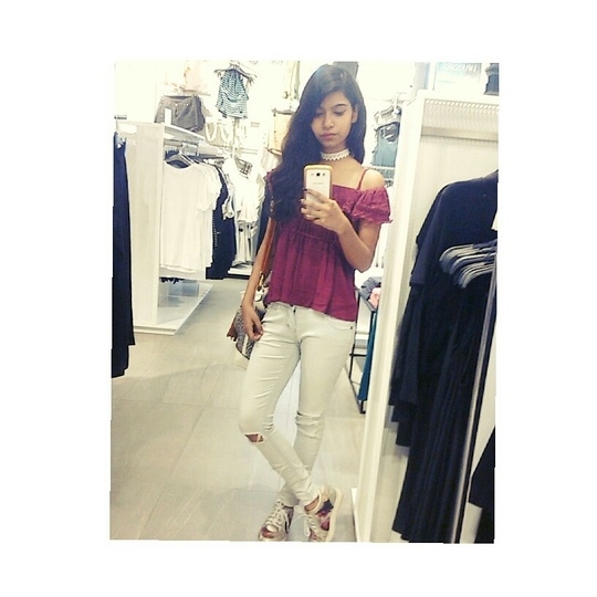 Asbeenaasreen  Photos, Videos, Stories, Posts 